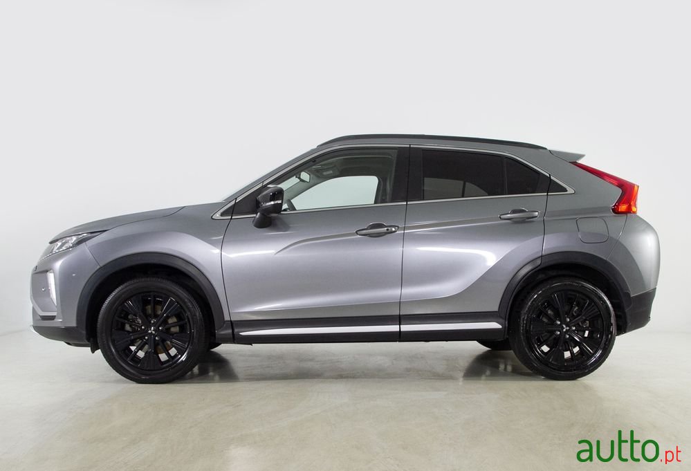 2020' Mitsubishi Eclipse Cross photo #2