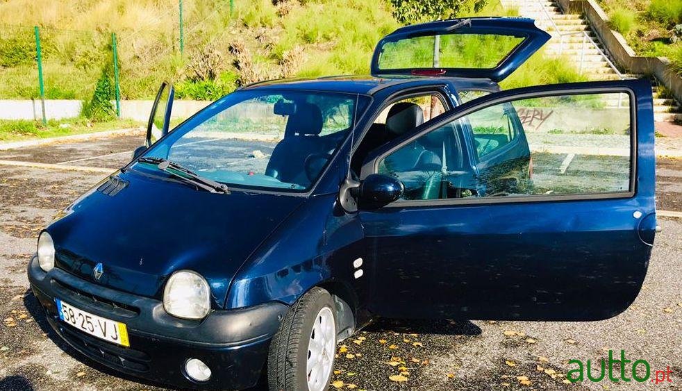 2003' Renault Twingo Initiale photo #1