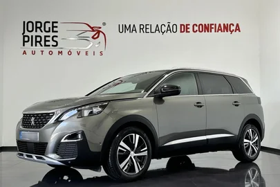 2019' Peugeot 5008