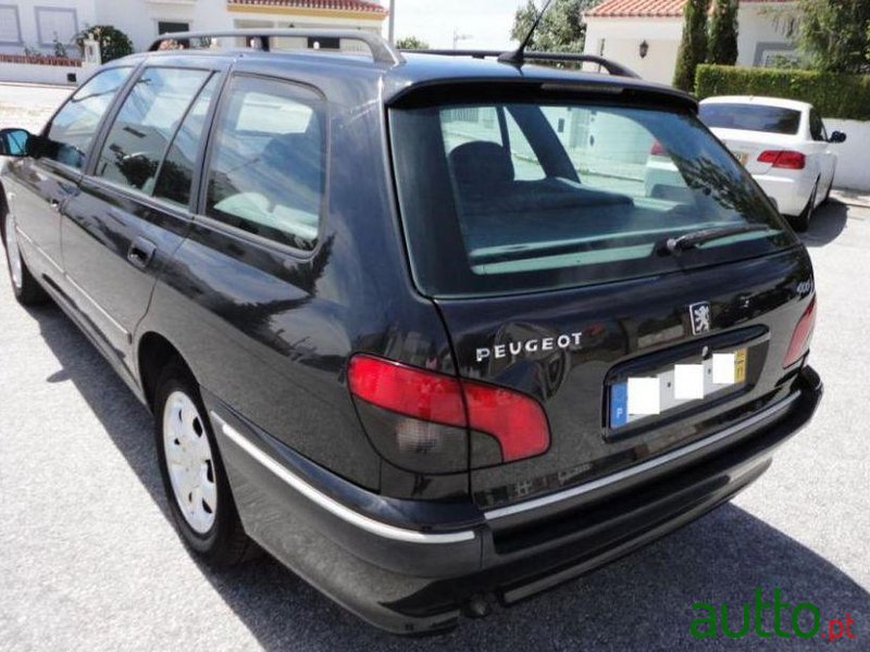 2002' Peugeot 406-Sw 2.0 Hdi Executive photo #1