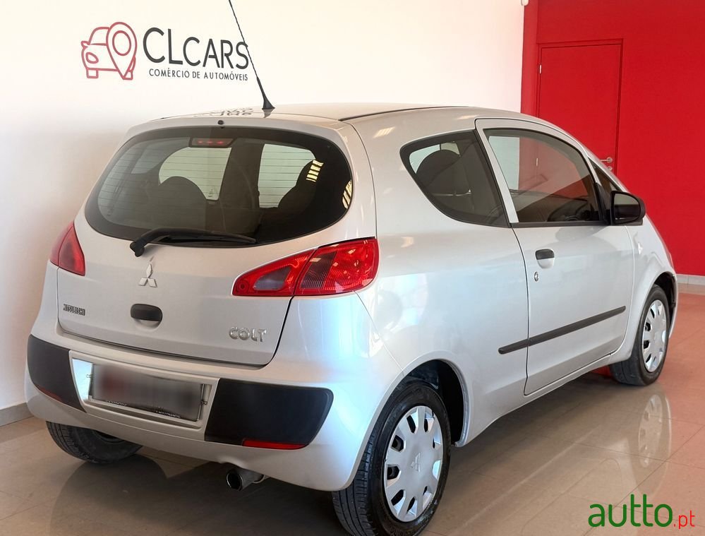 2008' Mitsubishi Colt photo #3