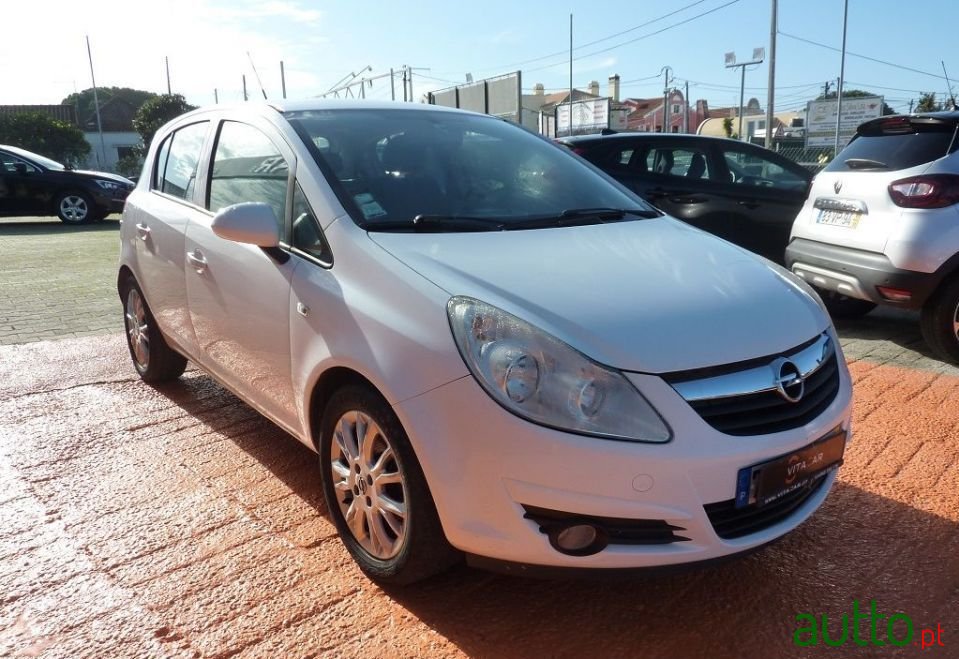 2008' Opel Corsa photo #3