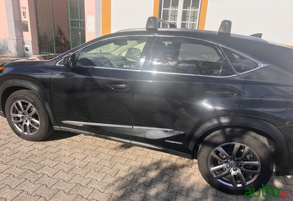 2018' Lexus NX photo #3