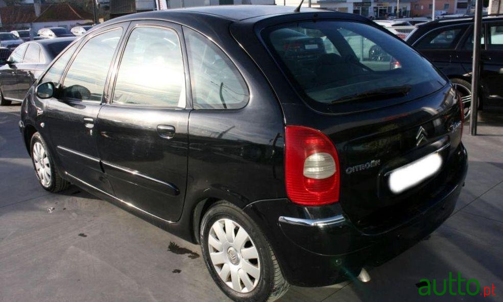 2006' Citroen Xsara Picasso photo #2