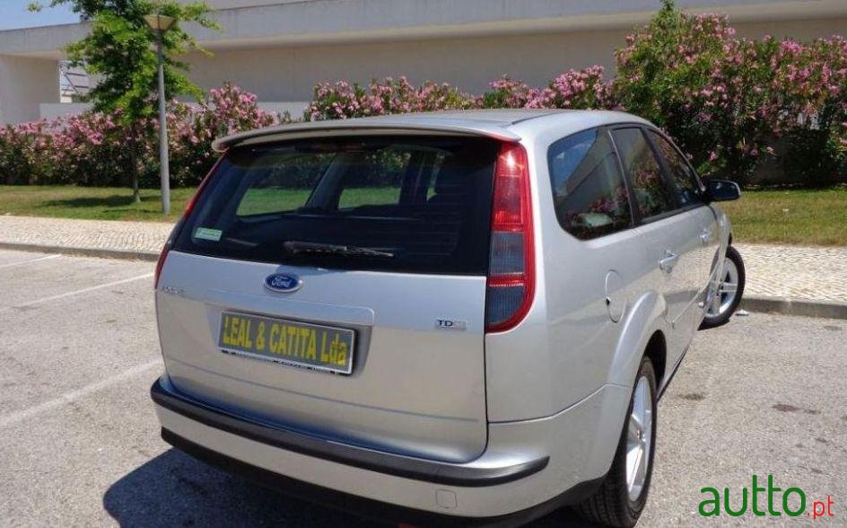 2007' Ford Focus Sw photo #1