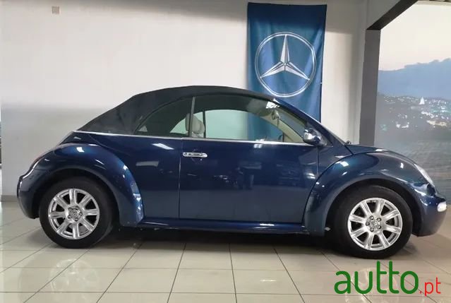 2005' Volkswagen New Beetle 1.4 Top photo #2
