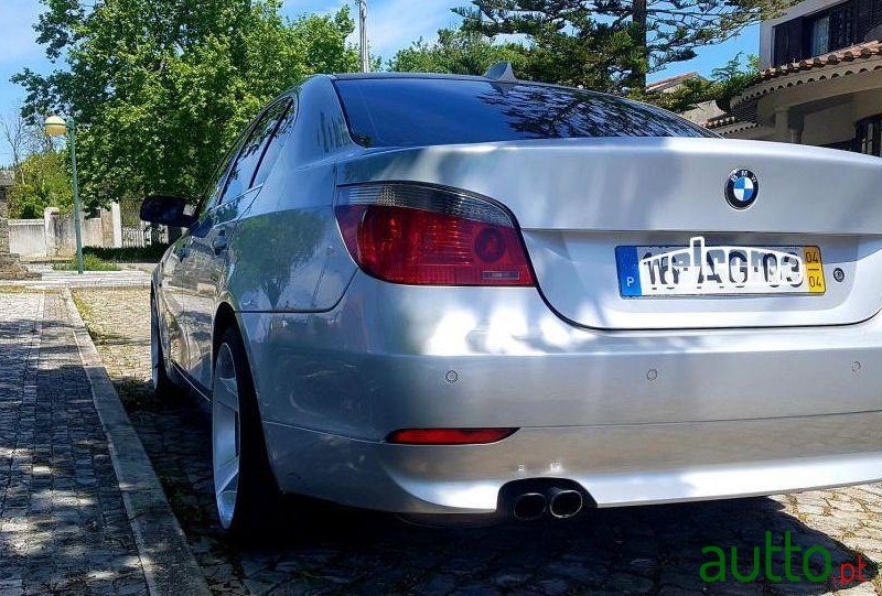 2005' BMW 525 photo #2