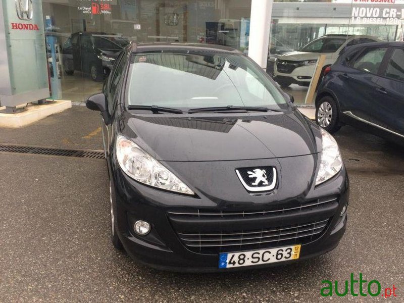 2012' Peugeot 207 1.4 Hdi Access photo #2