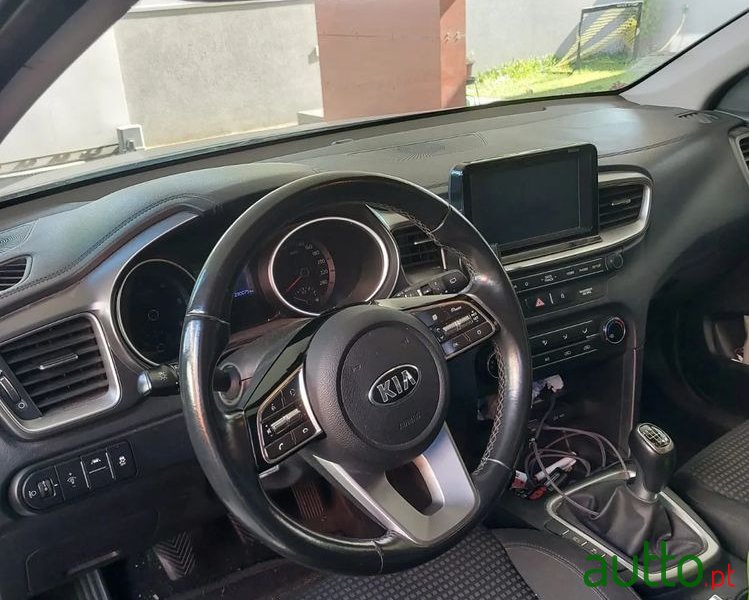 2019' Kia Ceed 1.6 Crdi Sx photo #3