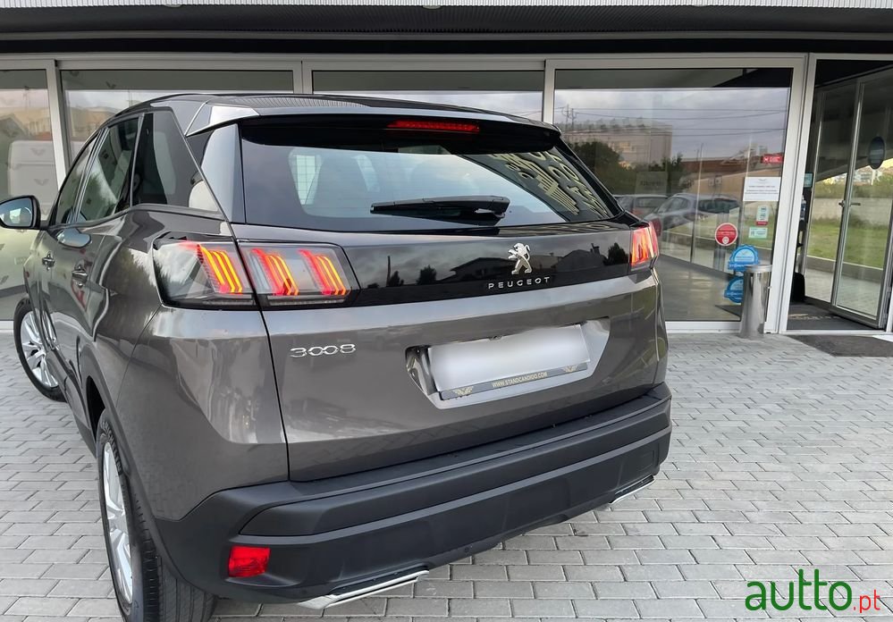 2020' Peugeot 3008 photo #6