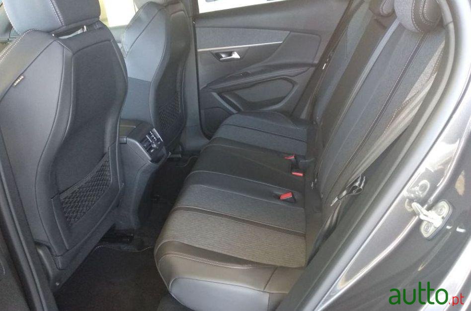 2013' Citroen DS4 Chic photo #2