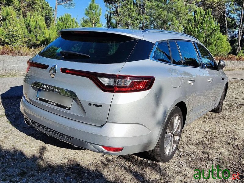 2019' Renault Megane Sport Tourer photo #2