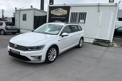 2015' Volkswagen Passat