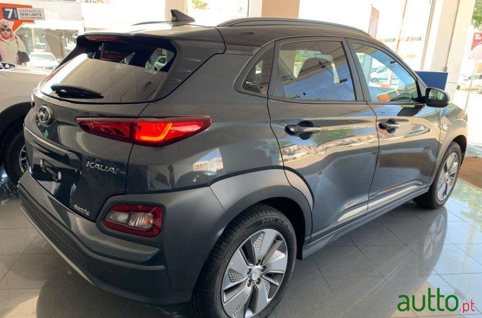 2020' Hyundai Kauai photo #1