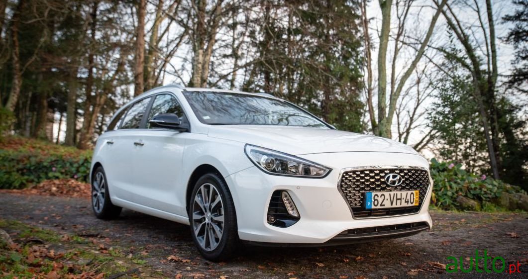 2018' Hyundai I30 Sw photo #3