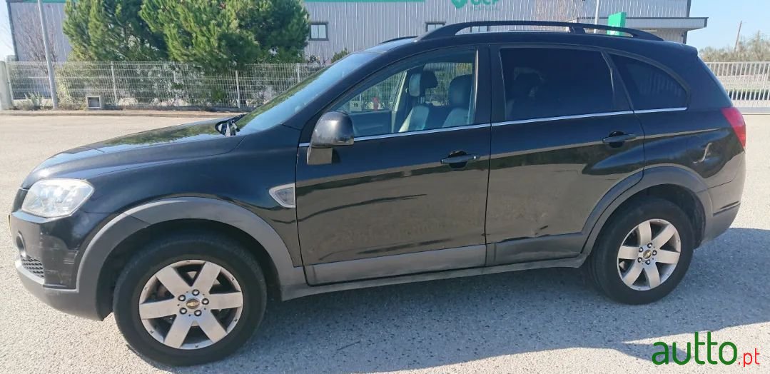 2010' Chevrolet Captiva photo #2