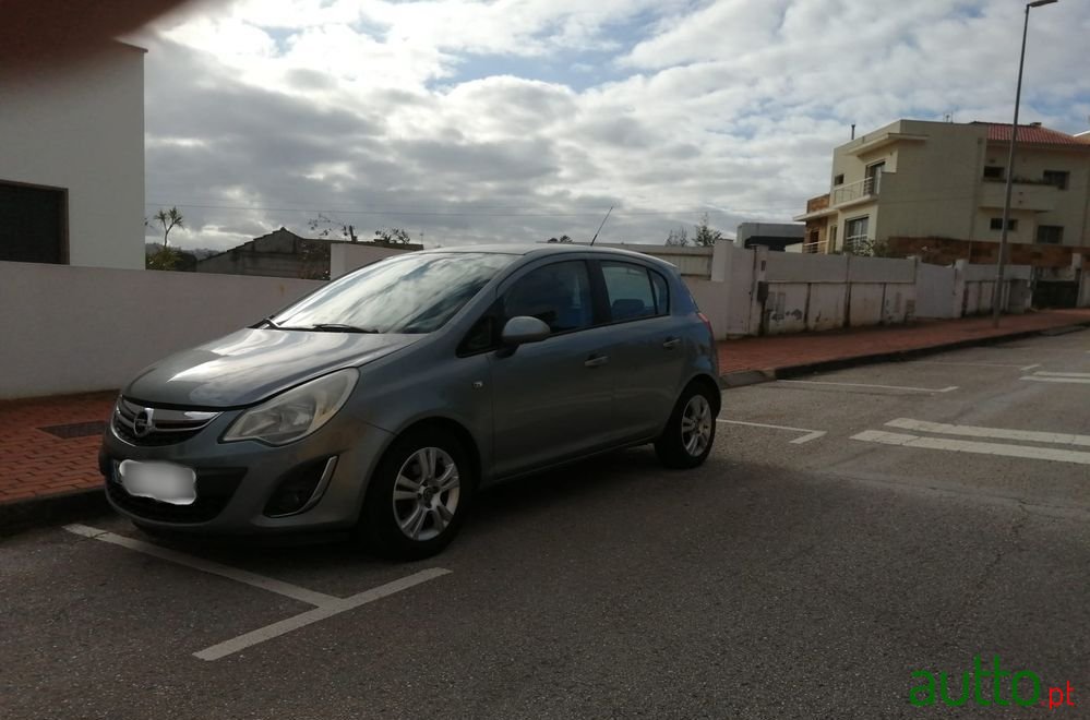 2011' Opel Corsa 1.2 Enjoy photo #2