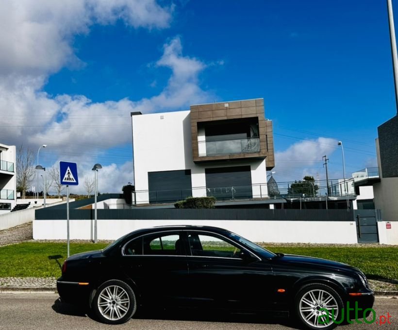 2007' Jaguar S-Type photo #3