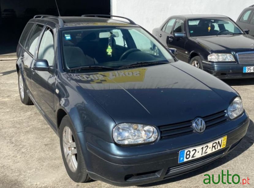 2001' Volkswagen Golf Variant photo #1