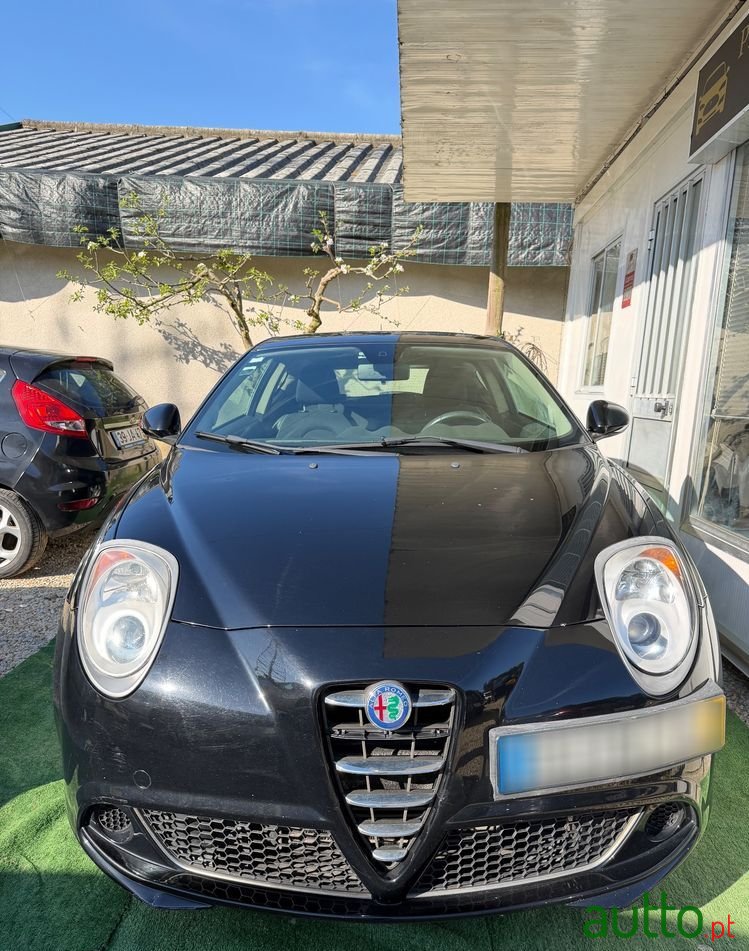 2011' Alfa Romeo MiTo photo #2