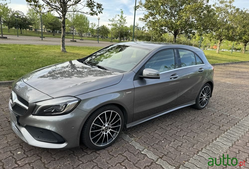 2018' Mercedes-Benz Classe A photo #4