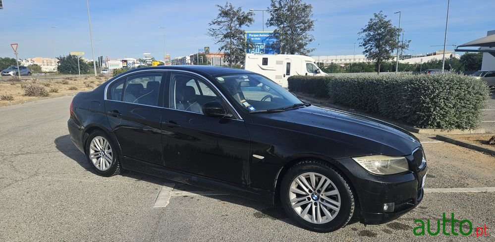 2010' BMW Série 3 D Auto photo #2