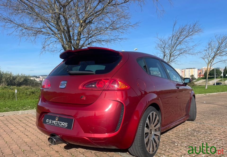 2008' SEAT Leon photo #3