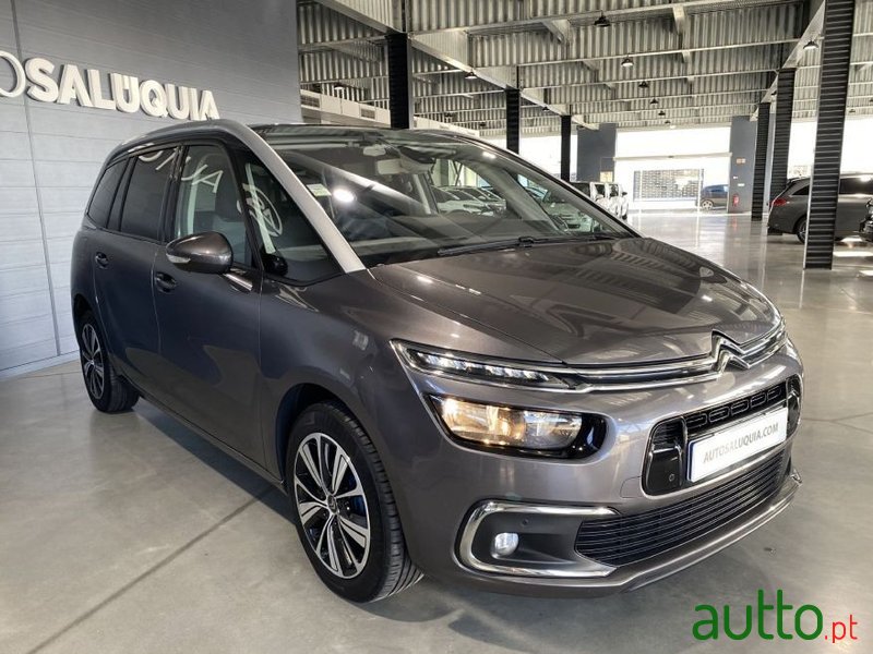 2019' Citroen C4 Spacetourer photo #5