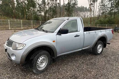 2007' Mitsubishi L200 4x4 motor 2.5 DID