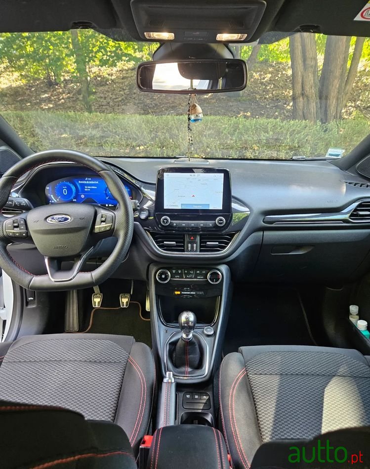 2020' Ford Puma photo #2