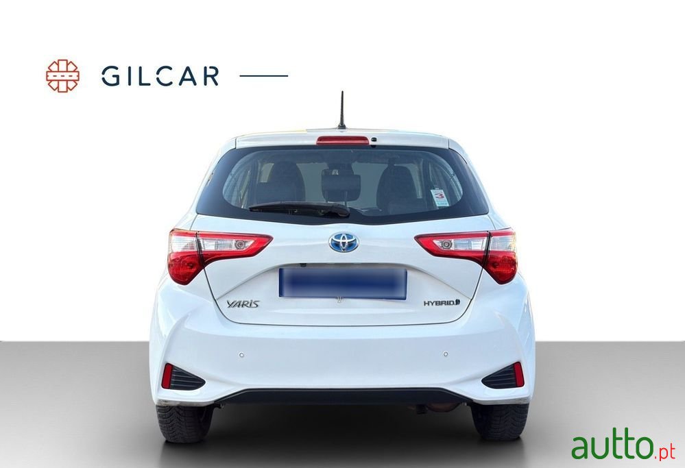 2020' Toyota Yaris photo #4