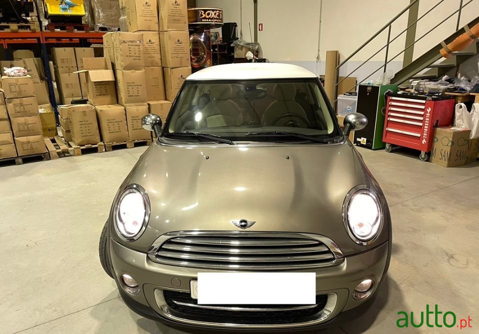 2012' MINI Cooper photo #2