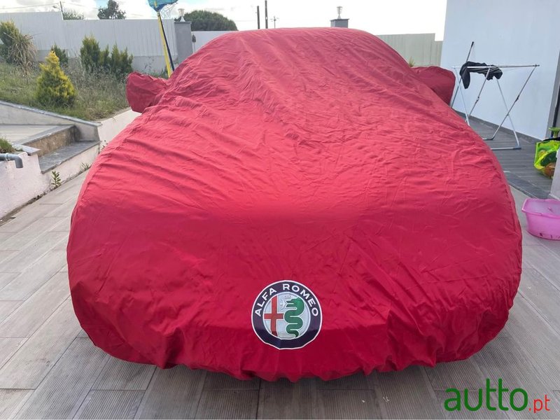 2000' Alfa Romeo photo #4