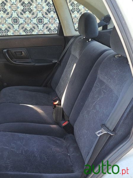 1997' SEAT Cordoba 1.4 Sxe photo #4