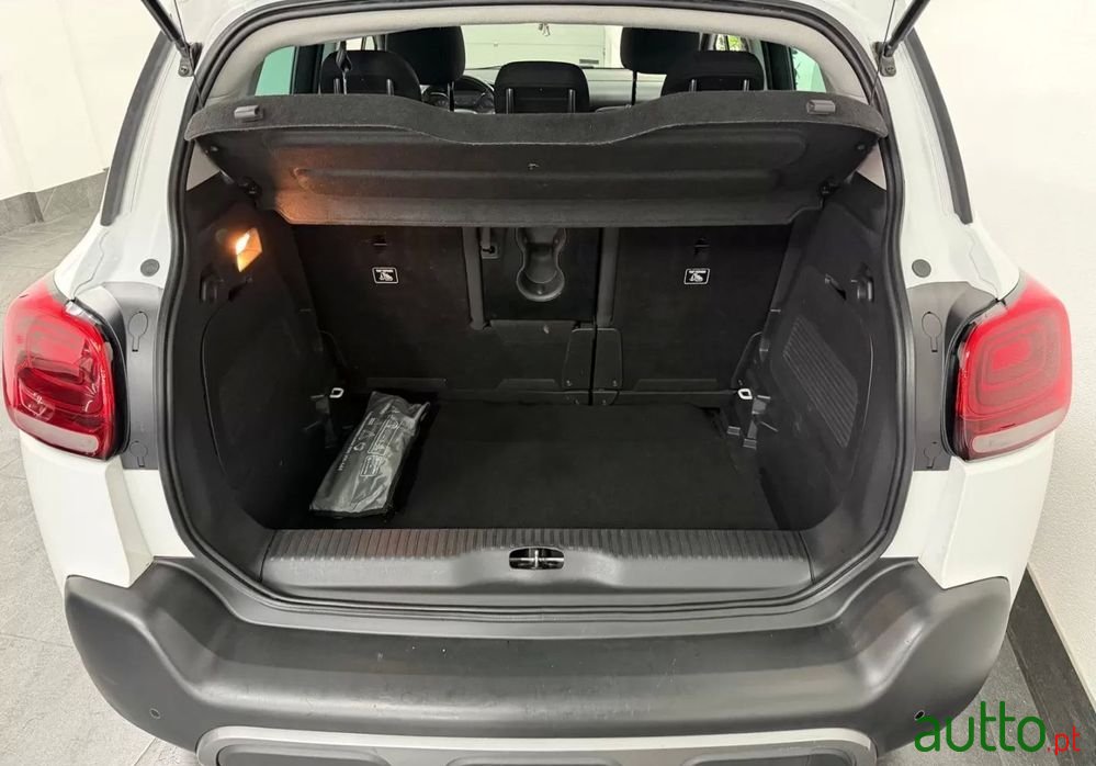 2019' Citroen C3 Aircross 1.2 Puretech Shine photo #4