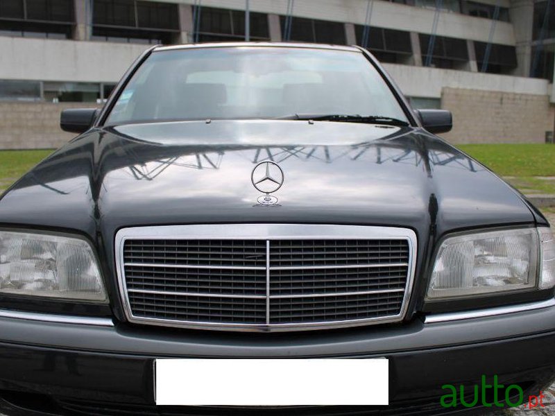 1995' Mercedes-Benz C-250 Elegance photo #3