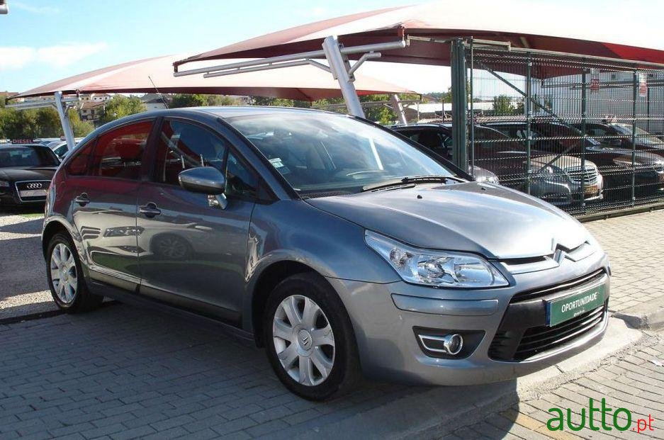 2010' Citroen C4 1.6 Hdi Business photo #1