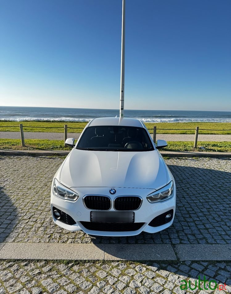 2015' BMW Série 1 D Pack M Shadow photo #2