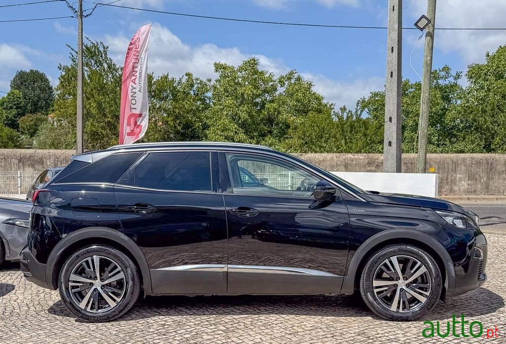 2020' Peugeot 3008 photo #5