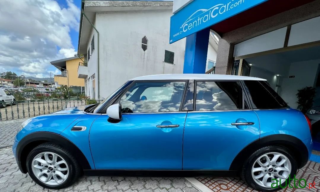 2015' MINI One photo #4