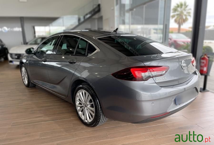 2020' Opel Insignia Grand Sport photo #4