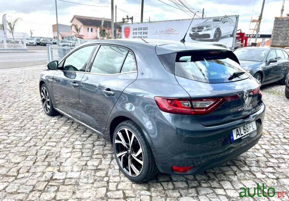 2018' Renault Megane photo #2
