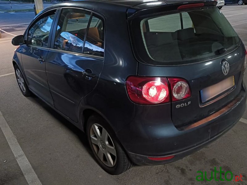 2005' Volkswagen Golf Plus photo #3