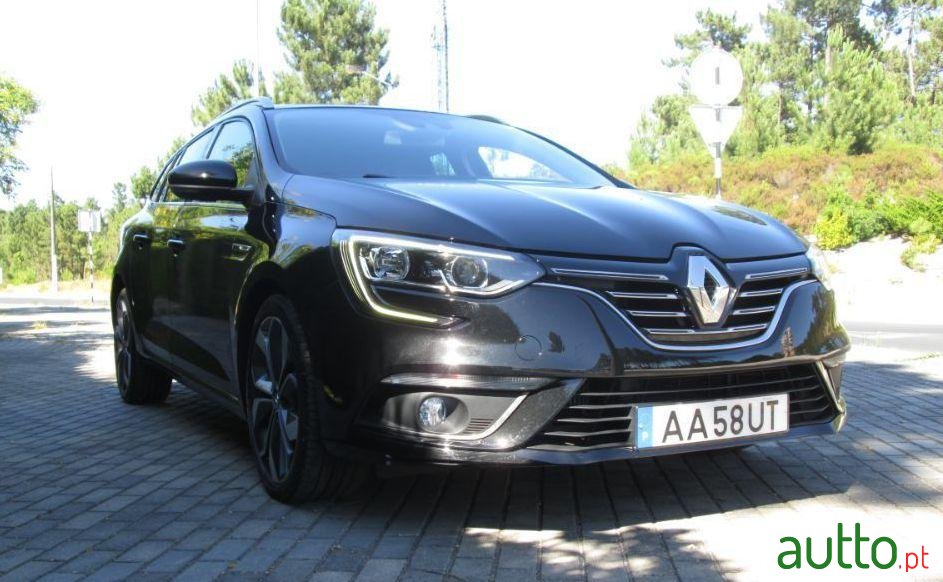 2016' Renault Megane photo #2