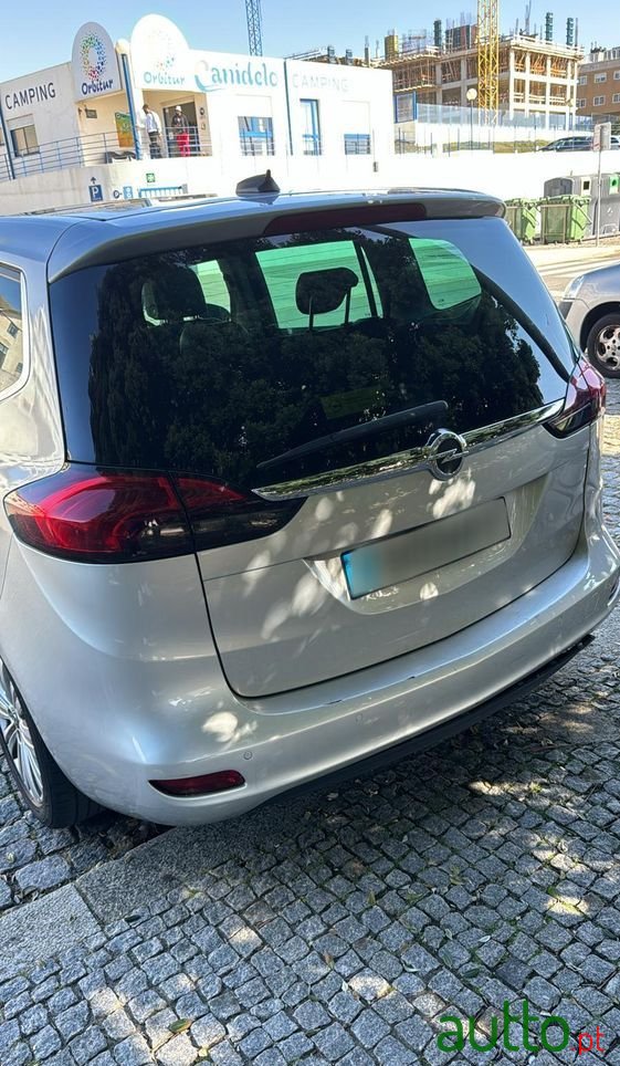 2018' Opel Zafira photo #4