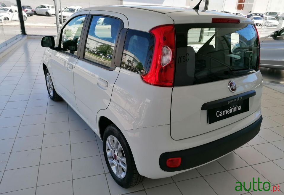 2019' Fiat Panda photo #4