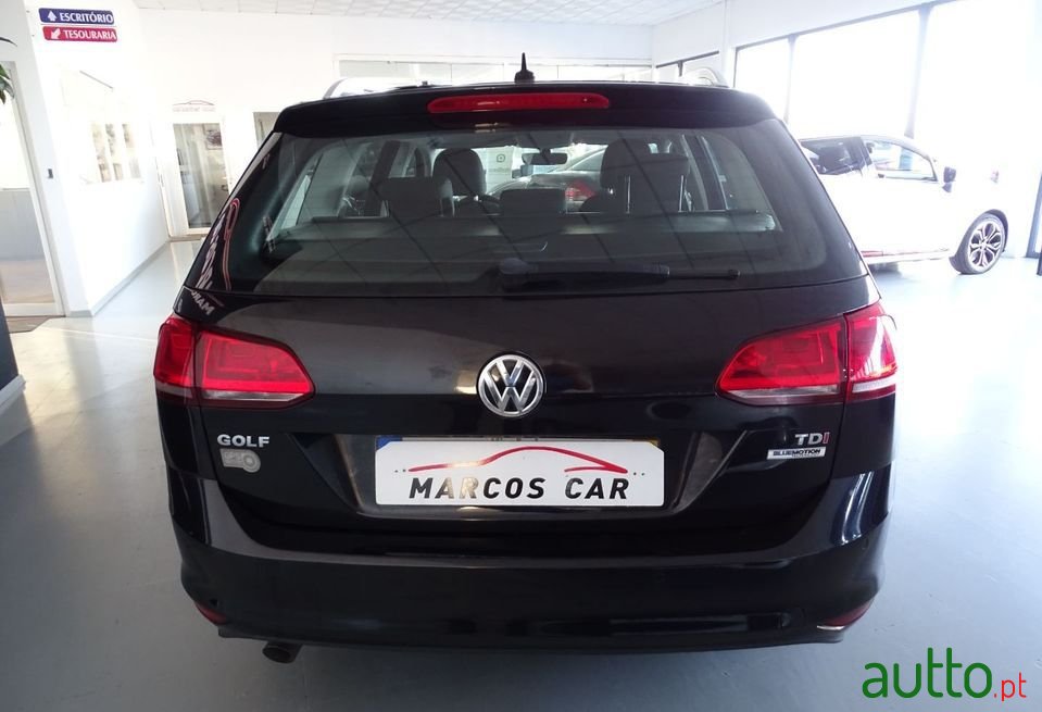 2016' Volkswagen Golf Variant photo #4