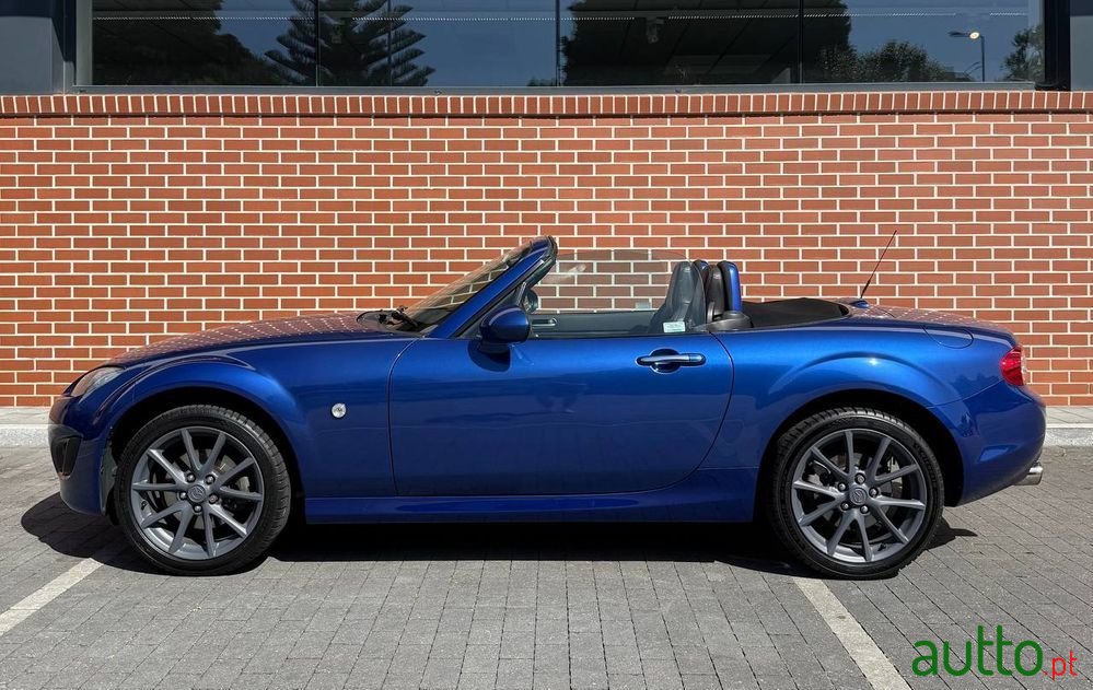 2010' Mazda MX-5 photo #4