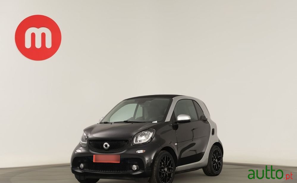 2018' Smart Fortwo Coupé photo #2