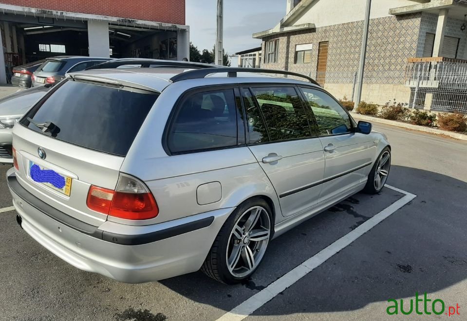 2002' BMW 330 photo #1